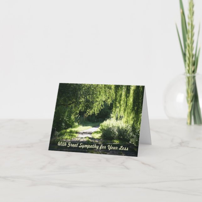 Chemin ensoleillé et saule de carte de sympathie (Devant)
