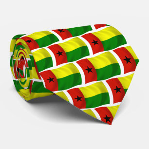 Chemise à cravate du drapeau de la Guinée-Bissau