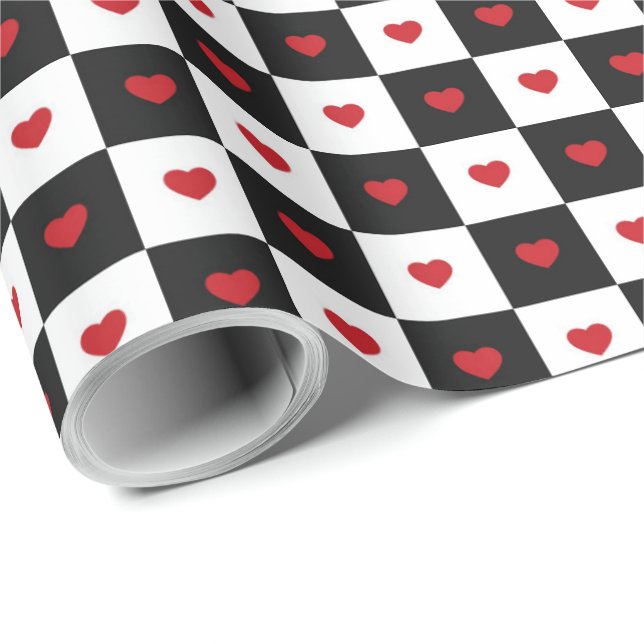 Chequerboard pattern with red hearts wrapping paper (Roll Corner)