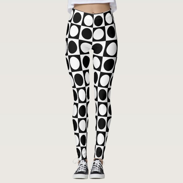 Chequered Black White Circles Pattern Design  Leggings (Front)