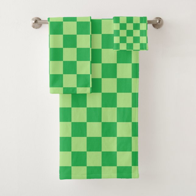 Chequered Green Bath Towel Set (Insitu)