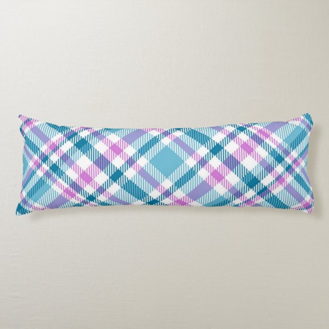 Chequered pattern body pillow (Front)