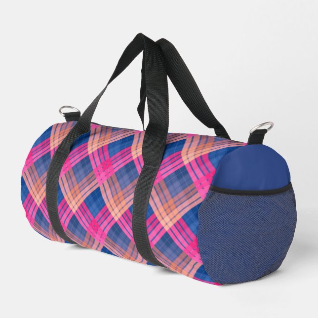Chequered pattern with zig zag colouring duffle bag (Right Corner)