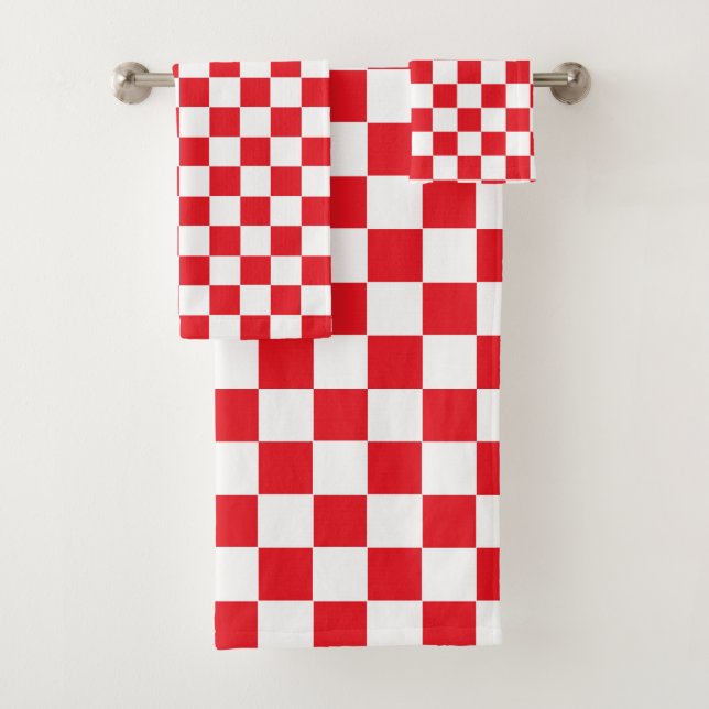 Chequered Red and White Bath Towel Set (Insitu)