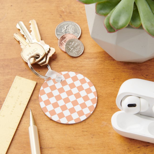 Chequered squares peach and white geometric retro keychain (Desk)