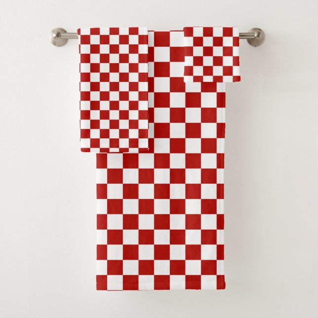 Chequered squares red white geometric retro bath towel set (Insitu)