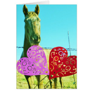 Cheval blond et Coeurs rose et rouge