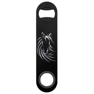 Cheval d'argent en noir