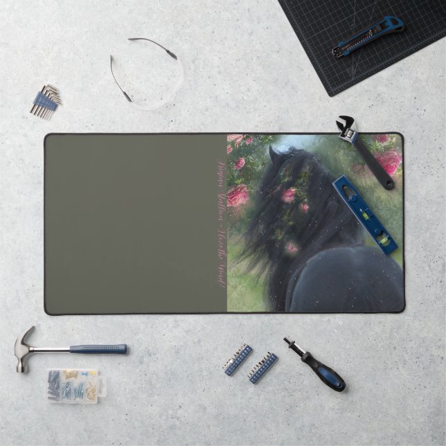 Cheval friésien de beauté noire - Mat de bureau (Poste de travail)