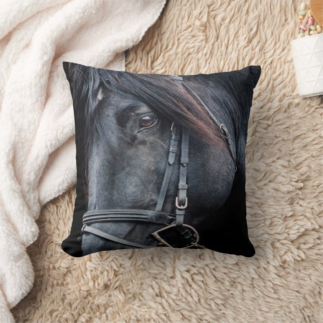 Cheval Noir Cheval Blanc Jaillir Oreiller (Couverture)