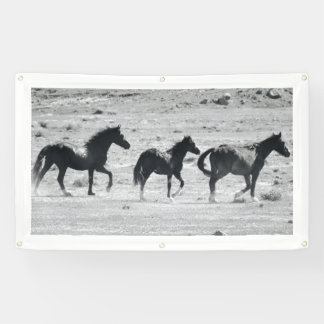 CHEVAUX SAUVAGES de bannière de l'UTAH AVEC des