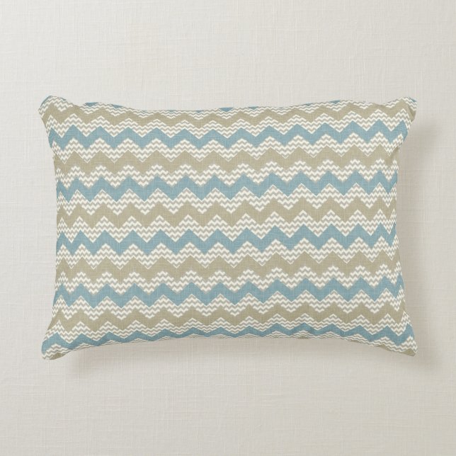 Chevron pattern on linen texture decorative pillow (Front)