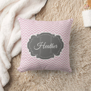 Chevron rose oreiller à lancer personnalisé