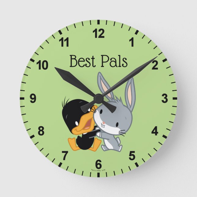 Chibi DAFFY DUCK™ & BUGS BUNNY™ Round Clock (Front)