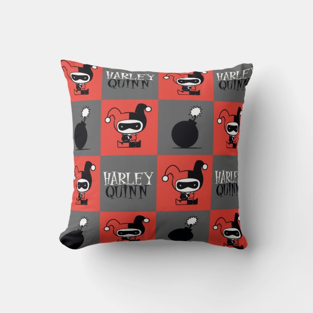 Chibi Harley Quinn Chequered Pattern Throw Pillow (Front)