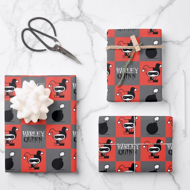 Chibi Harley Quinn Chequered Pattern Wrapping Paper Sheet (Front)