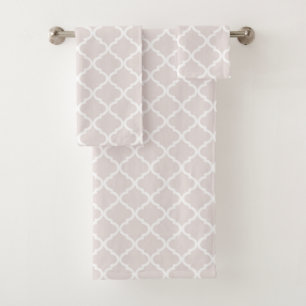 Chic Almost Mauve Big Moraccan Quatrefoil Pattern Bath Towel Set