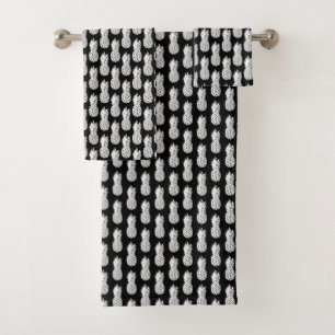 Chic black and white pineapple bathroom towel set