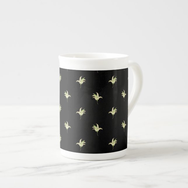 Chic Bone China Mug : Lys of the Valley, Noir (Devant droit)