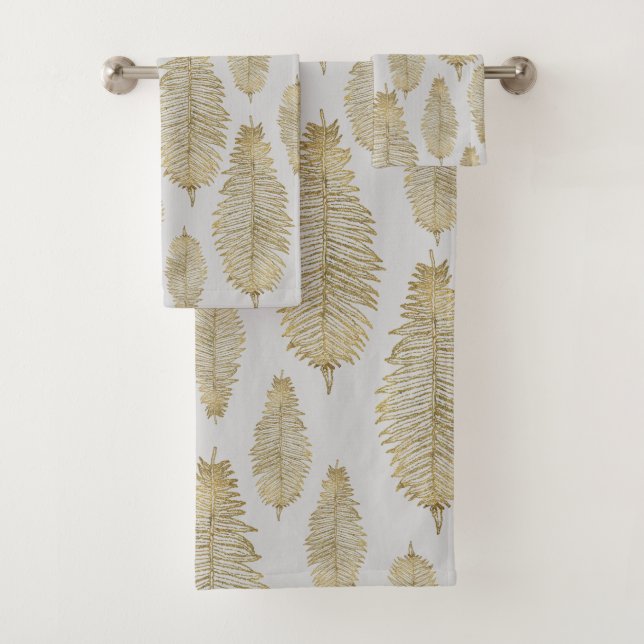 Chic Elegant Light Gray Gold Fern Leaf Pattern Bath Towel Set (Insitu)