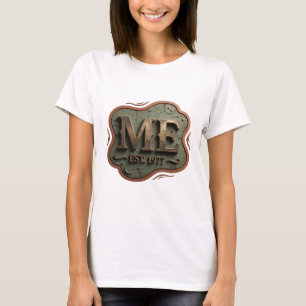 Chic Gold ME EST 1977 Artistic Motif T-Shirt