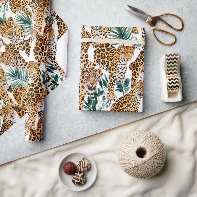 Chic Leopard Print Wrapping Paper – Bold & Stylish (Crafts)