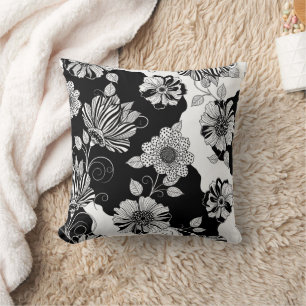 Chic Monochrome Floral Luxury Pattern (4) Throw Pillow