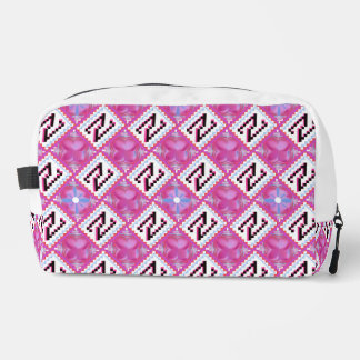 Chic Pink Geometric Alphabet N Initial Dopp Kit