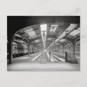 Chicago Train Station, 1920 Postcard