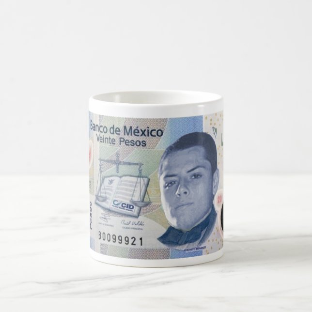 Chicharito to the one of 20 coffee mug (Center)