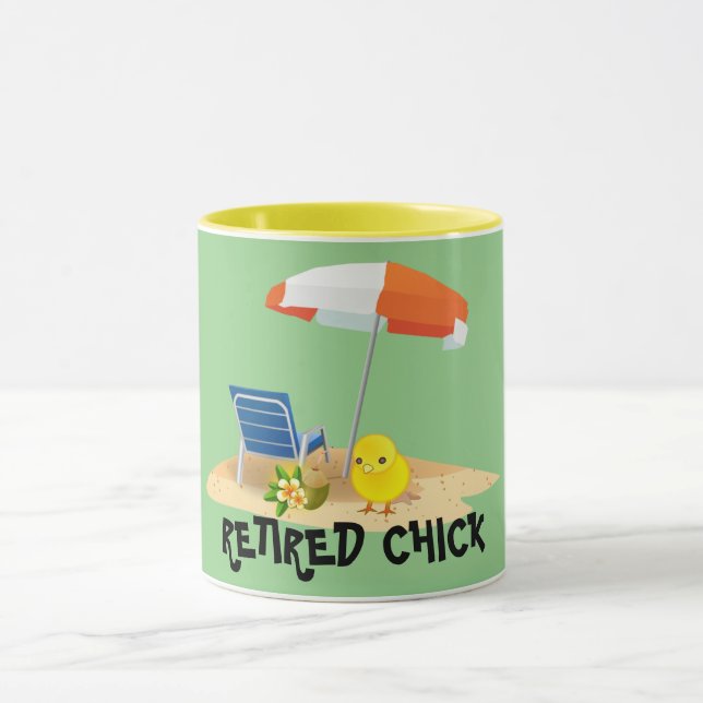 Chick à la retraite—Scène de plage, Mug (Centre)