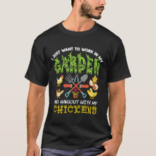 Chicken Lover Gardening   T-Shirt