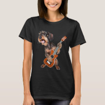 Chien Dachshund en cheveux Jouant T-shirt guitare