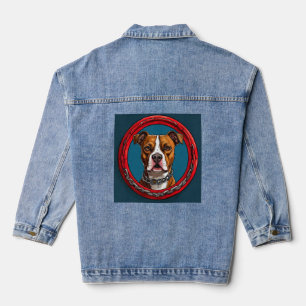 Chien Pitbull sur fond bleu avec des chaînes