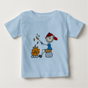 Chiens chauds torréfiés de camping Tshirts et cade