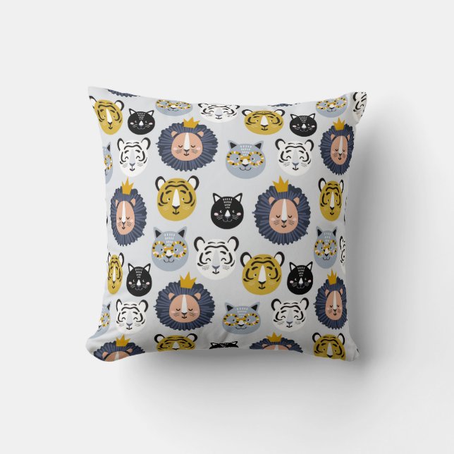 Childish seamless pattern with hand drawn lions ti throw pillow (Front)