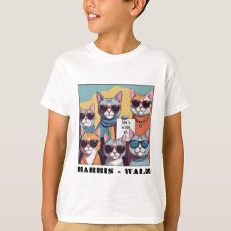 Childless cat lady childless cat ladies for Kamal T-Shirt