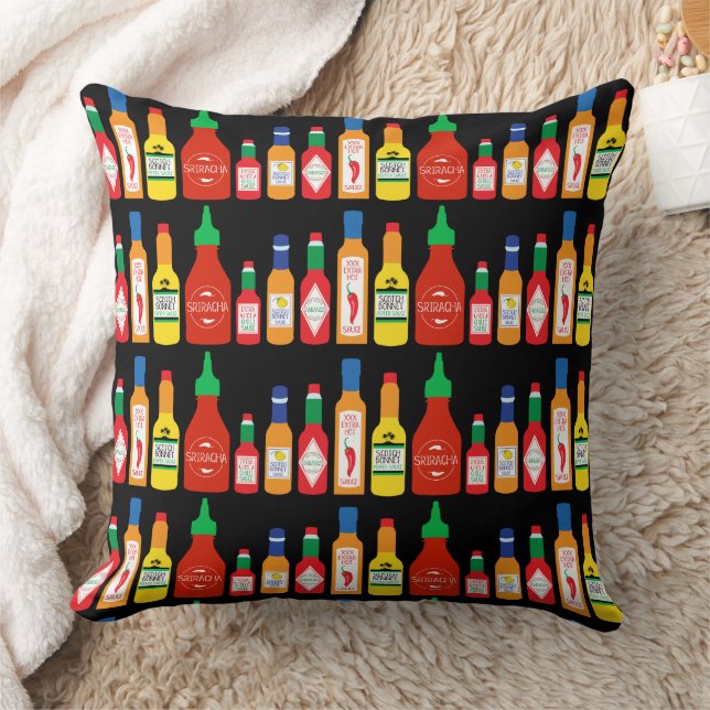 Chili Addict Spicy Food Lover Chilli Bottles Print Throw Pillow (Blanket)