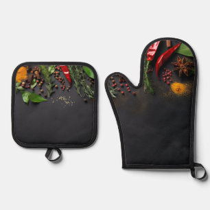 Chilis and Spices Oven Mitt & Pot Holder Set