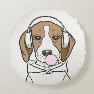 Chilling Beagle with Bubblegum Cute Funny Dog Round Pillow