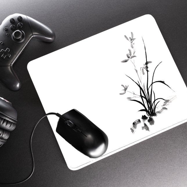 Chinese Iris - bw Mouse Pad (Creator Uploaded)