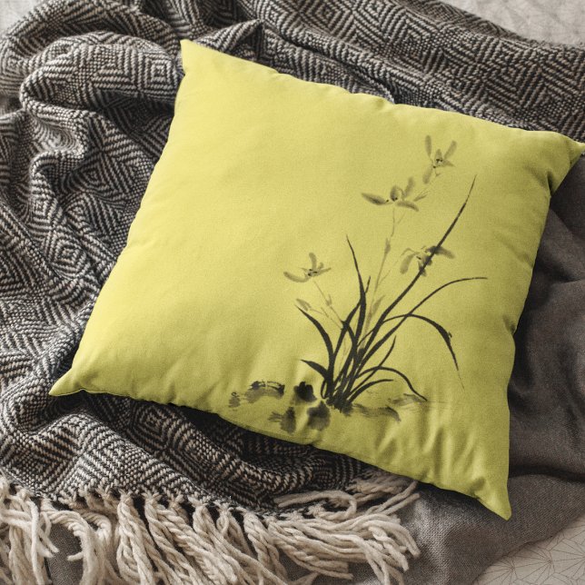 Chinese Iris - bw Throw Pillow (Creator Uploaded)