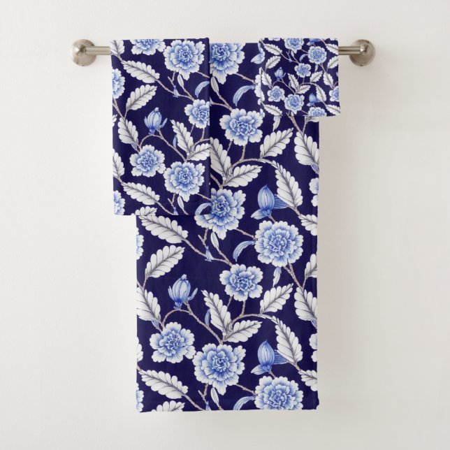Chinoiserie Blue and White Floral Hampton Willow (En situation)