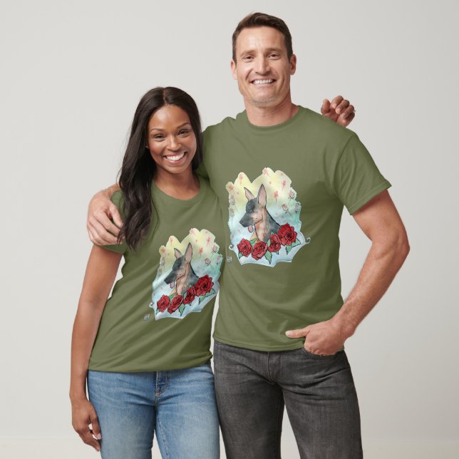 Chiot berger allemand jouant en t-shirt rose (Unisexe)