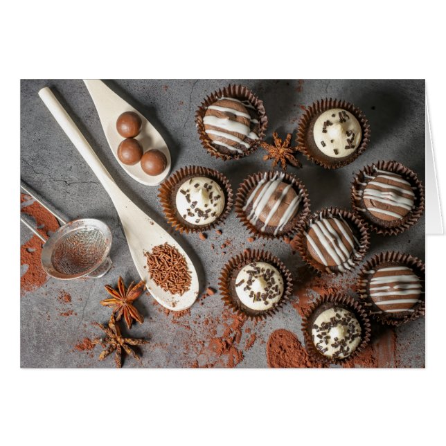 Chocolate cupcakes (Front Horizontal)