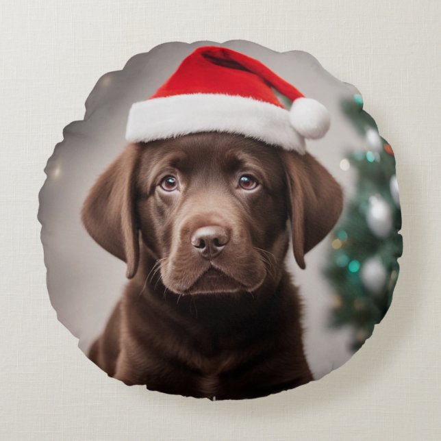 Chocolate Labrador Christmas Round Pillow (Front)