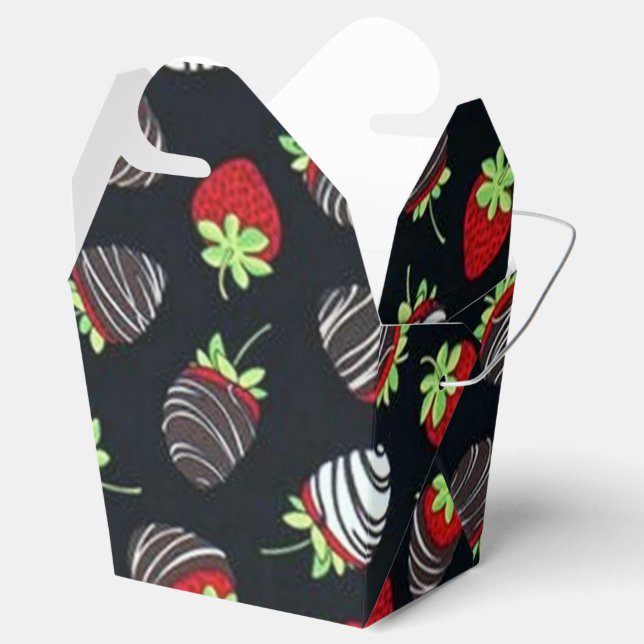 Chocolate Strawberries Pattern Take Out Favour Box (Opened)