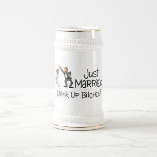 Chope À Bière Drôle juste marié épousant le pain grillé