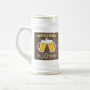 Chope À Bière La bière et la bière rustiques à 30 ans