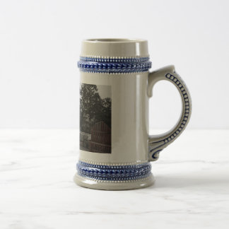 Chope À Bière Montagnes de la Géorgie